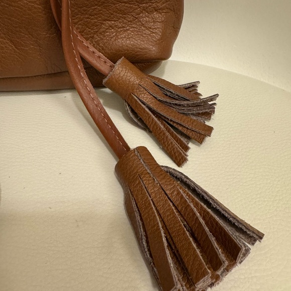 Shaffer LA - Greta Italian Leather Drawstring Bucket Bag designed for rachel zoe - Picture 7 of 11